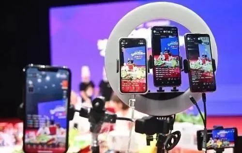 快手买热门链接_快手买热门会影响什么嘛_快手买热度链接